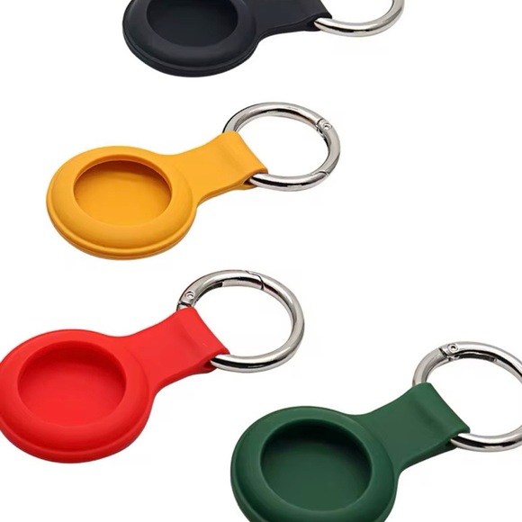 Air Tag Keychain Portable Shockproof
Silicone Protective Cover (set of 4) - Picture 9 of 11